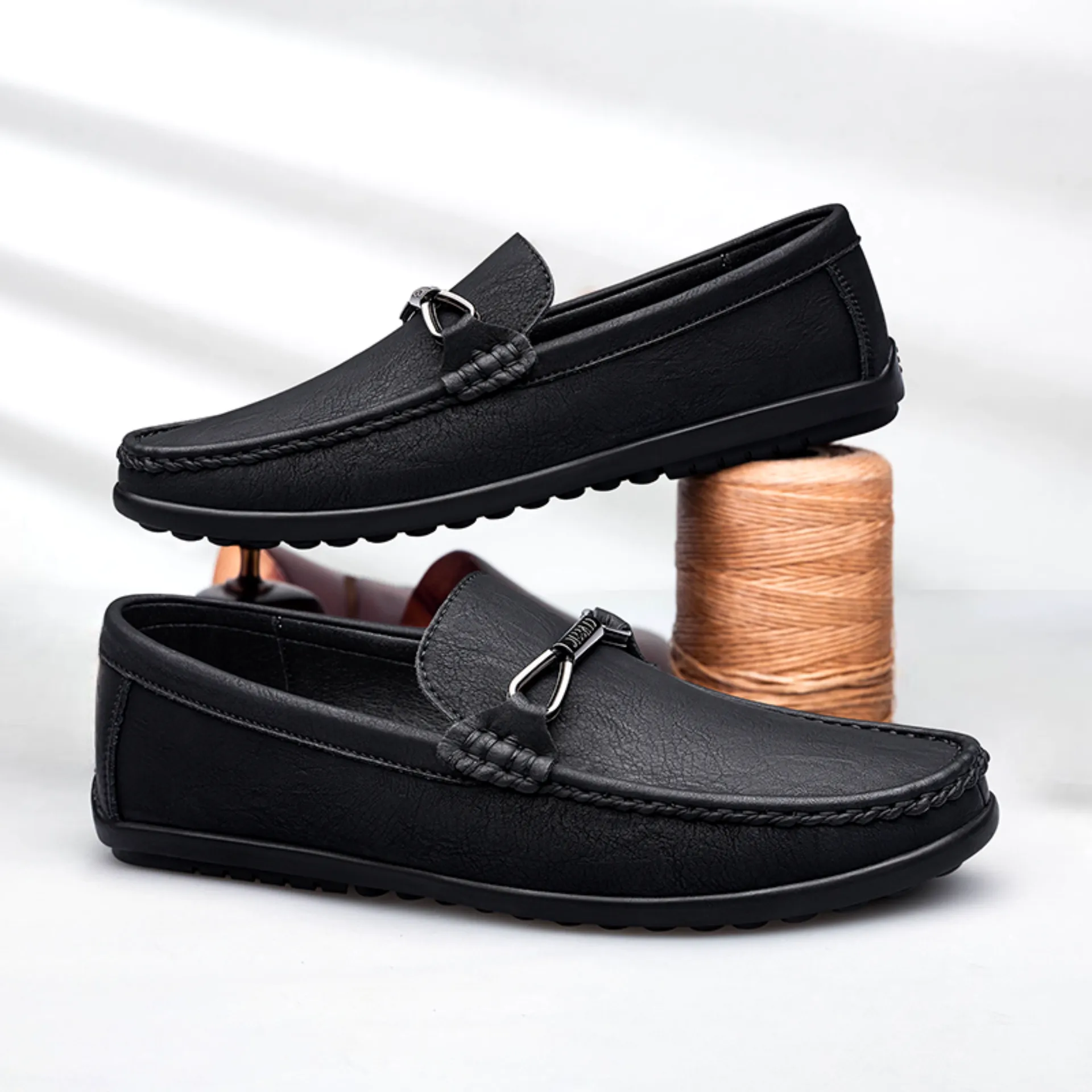 MOLNER GENUINE LEATHER LOAFERS